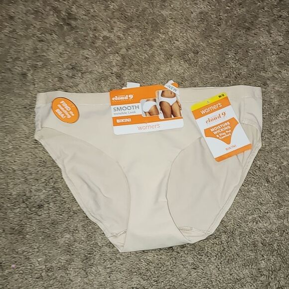Warners® Cloud 9 Smooth Invisible  Look Microfiber Bikini Size 6/M - Picture 2 of 8